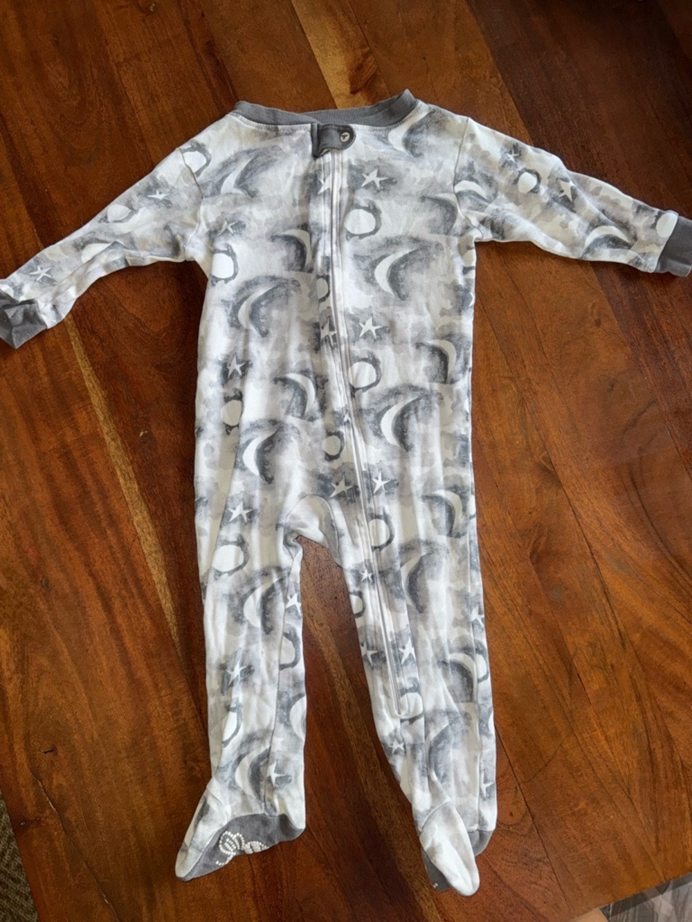 Burt's Bees Baby Gray Moon &‎ Stars Footed One-Piece
